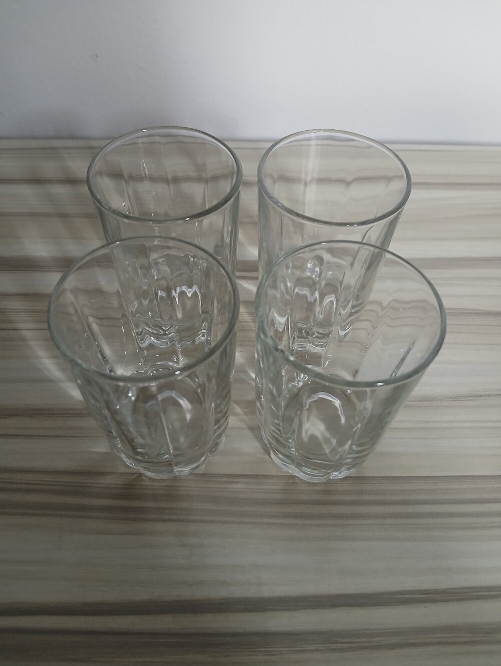 Vintage Clear Glass Juice Glasses Cups Set of 4 - Picture 3 of 15